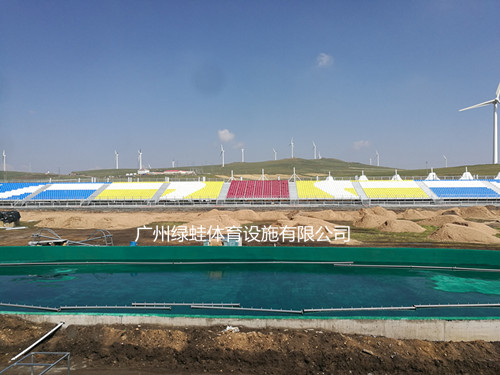 辉腾锡勒草原国际马术演艺小镇看台