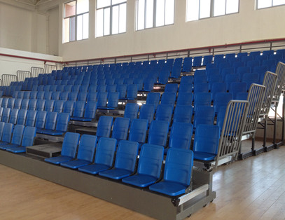 厦门蔡塘学校体育馆伸缩看台