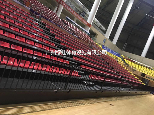 广西贵港体育中心电动伸缩看台