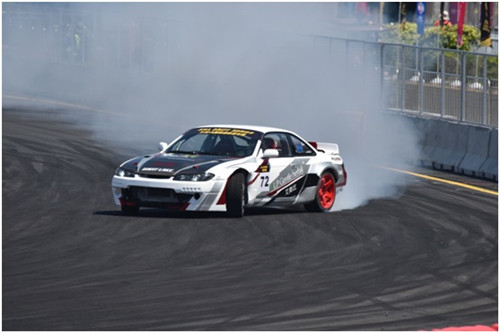 绿蛙看台助阵深圳国际车窗SMA国际漂移嘉年华