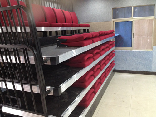 南昌市某公安消防大队软包椅伸缩看台