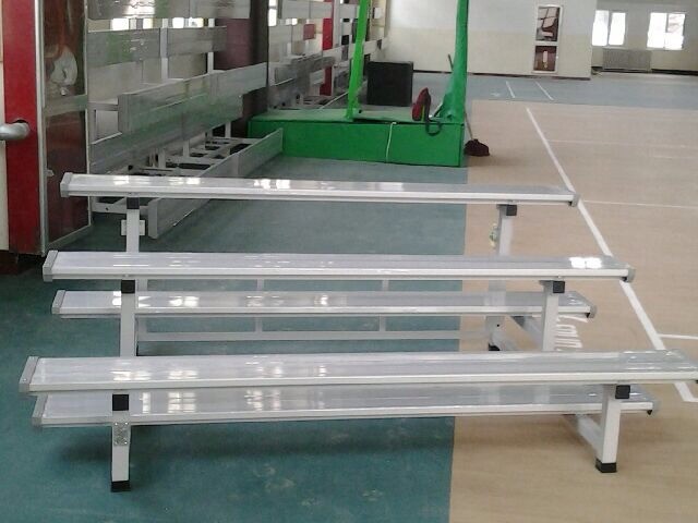 青海西宁青春体育篮球馆铝制看台