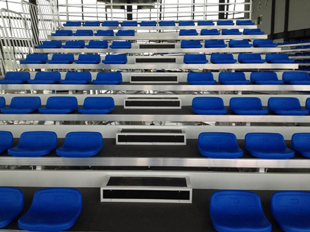 江苏盐城海洋馆伸缩看台