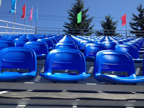 绿蛙拼装看台带您纵享阿尔山国际圣水节