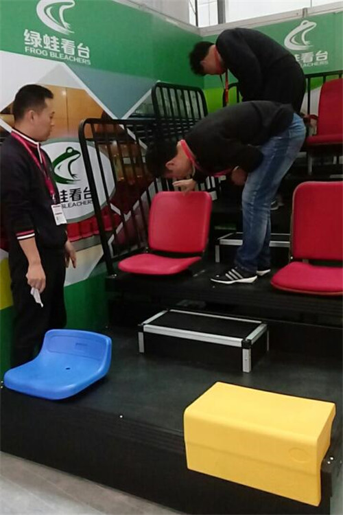 绿蛙参展第39届中国广州家博会二期-办公环境展