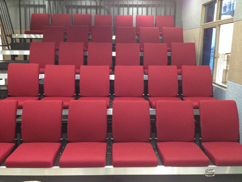 南昌市某公安消防大队软包椅伸缩看台