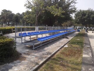 厦门鼓浪屿风景区体育场可拆卸看台安装完毕