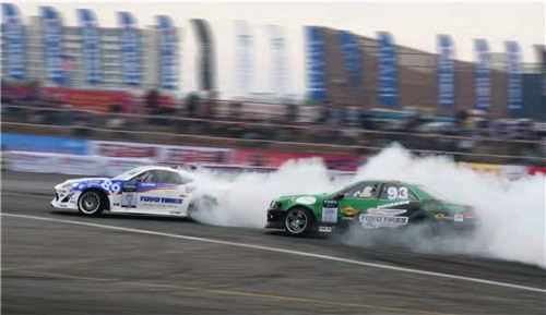 日本D1GP漂移大赛绿蛙看台闪耀助威东莞赛场