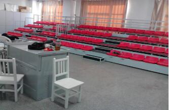 山西太原卫生学校实验室采购绿蛙伸缩看台