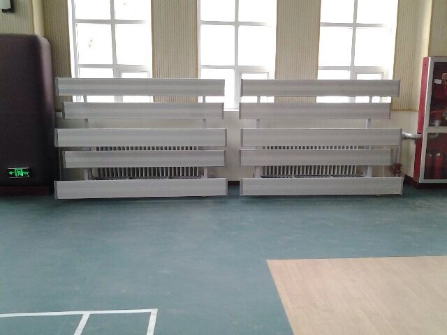 青海西宁青春体育篮球馆铝制看台