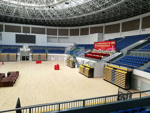 佛山科技学院再启航,绿蛙伸缩看台保驾护航