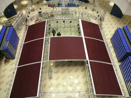 湘潭天虹百货商场演艺中心看台舞台搭建