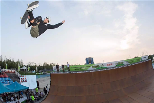 绿蛙拼装看台助力2017年世界轮滑锦标赛