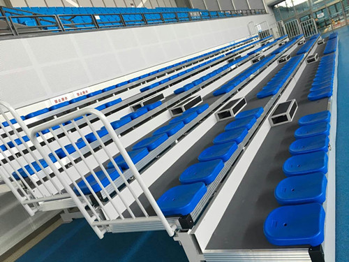 扬中市奥体中心游泳馆体育馆看台座椅安装完毕