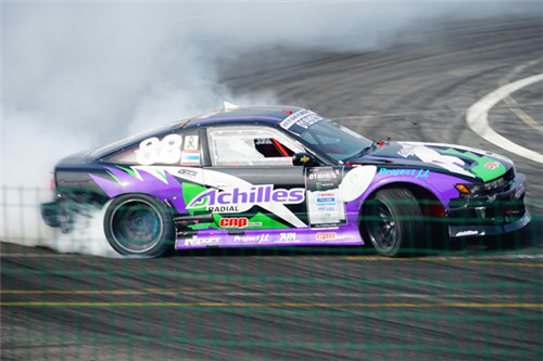 日本D1GP漂移大赛绿蛙看台闪耀助威东莞赛场