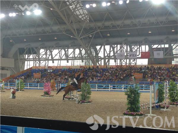 绿蛙看台正式亮相南京青奥会马术比赛