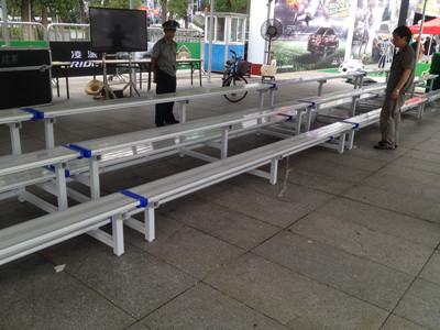 绿蛙看台助威广汽本田凌派杯五人足球争霸