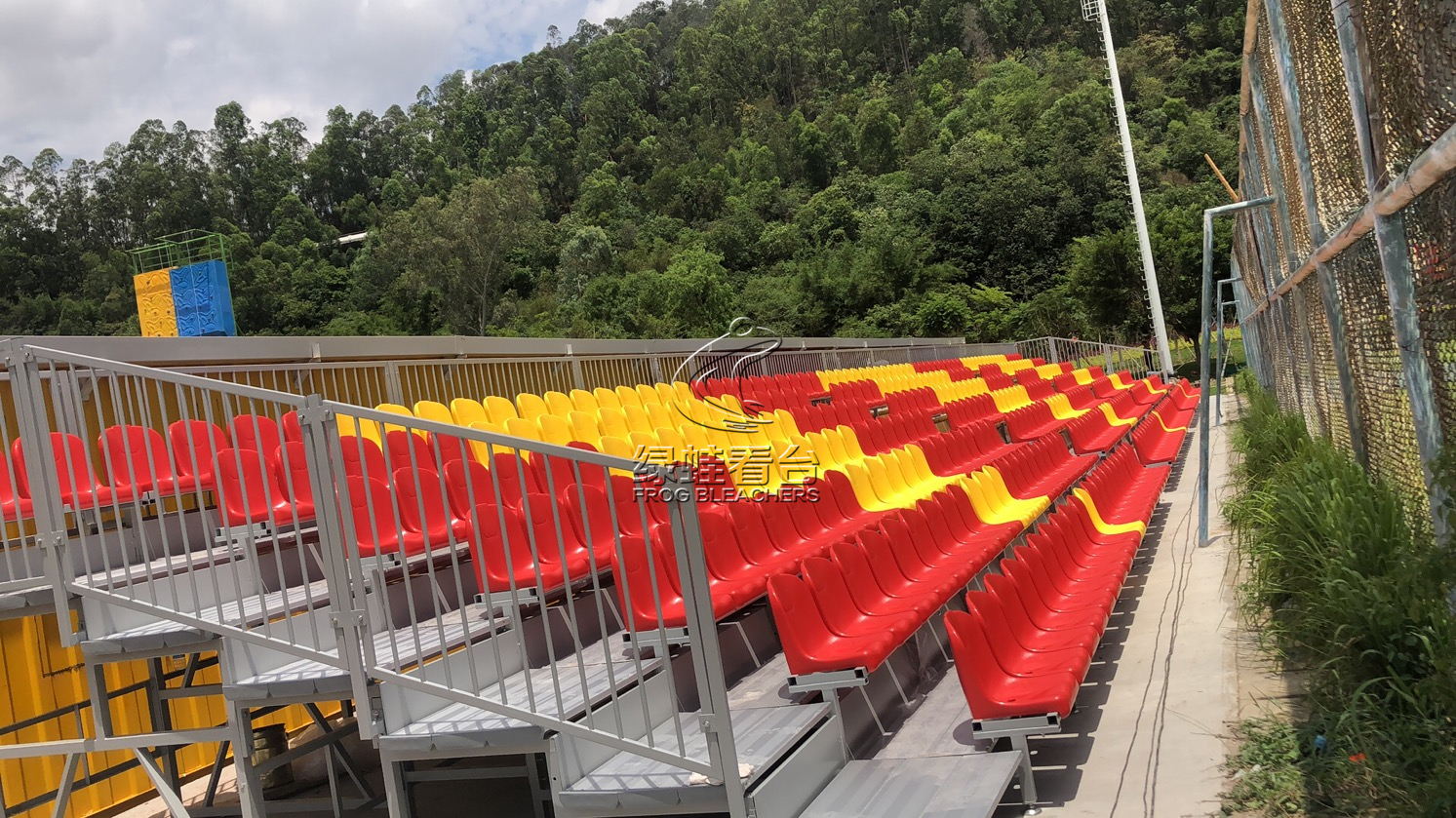 顺德足球协会室外固定金属看台