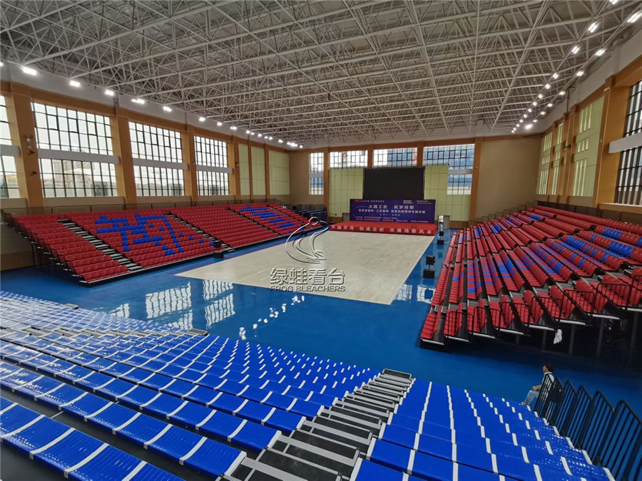 山丹新城区全民健身中心体育馆看台座椅
