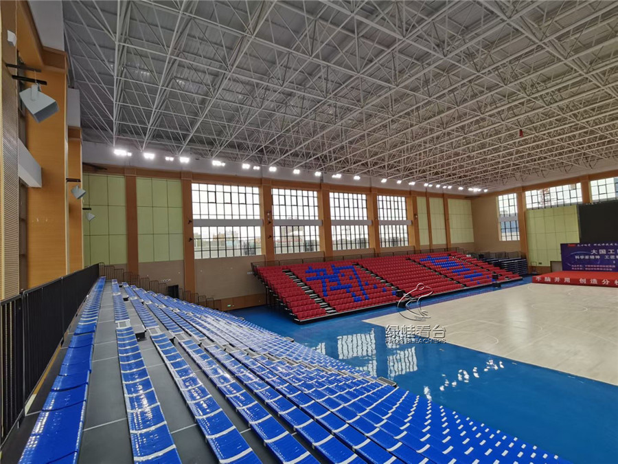 山丹新城区全民健身中心体育馆看台座椅