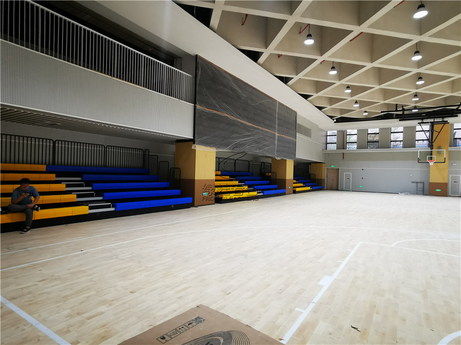 深圳沙壆学校体育馆看台座椅