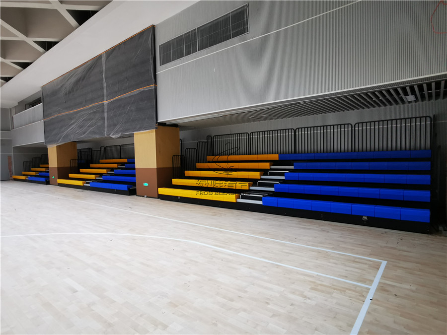 深圳沙壆学校体育馆看台座椅