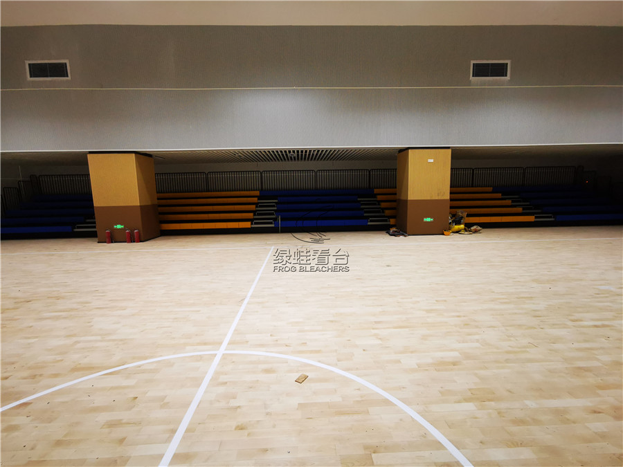 深圳沙壆学校体育馆看台座椅