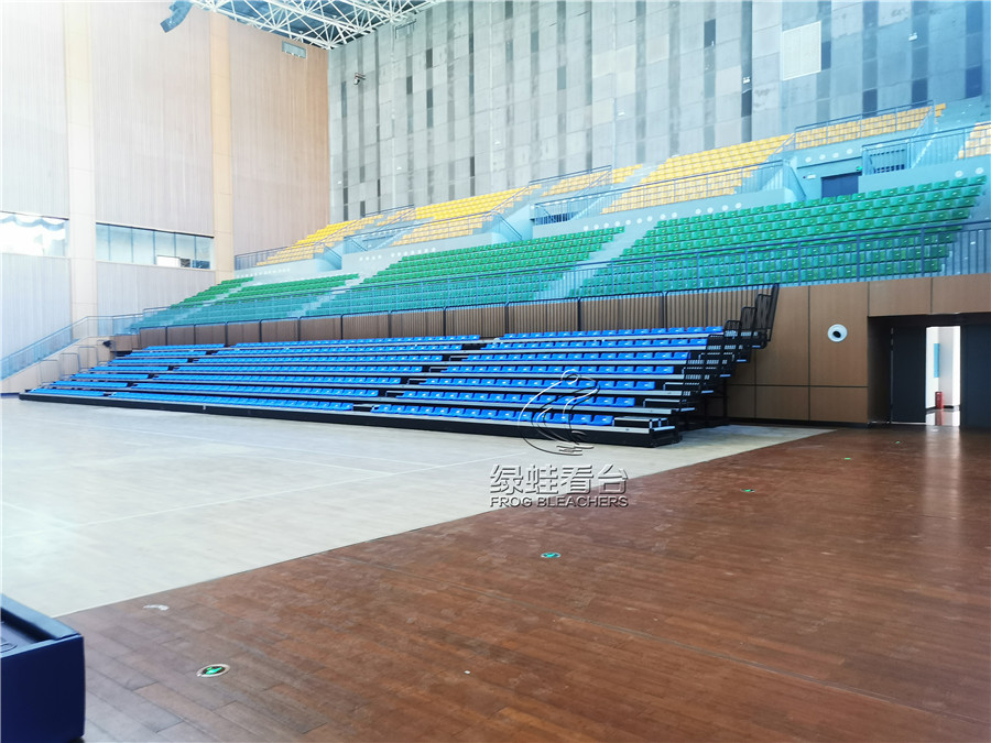 湖南怀化隆平体育中心室内篮球场看台座椅项目