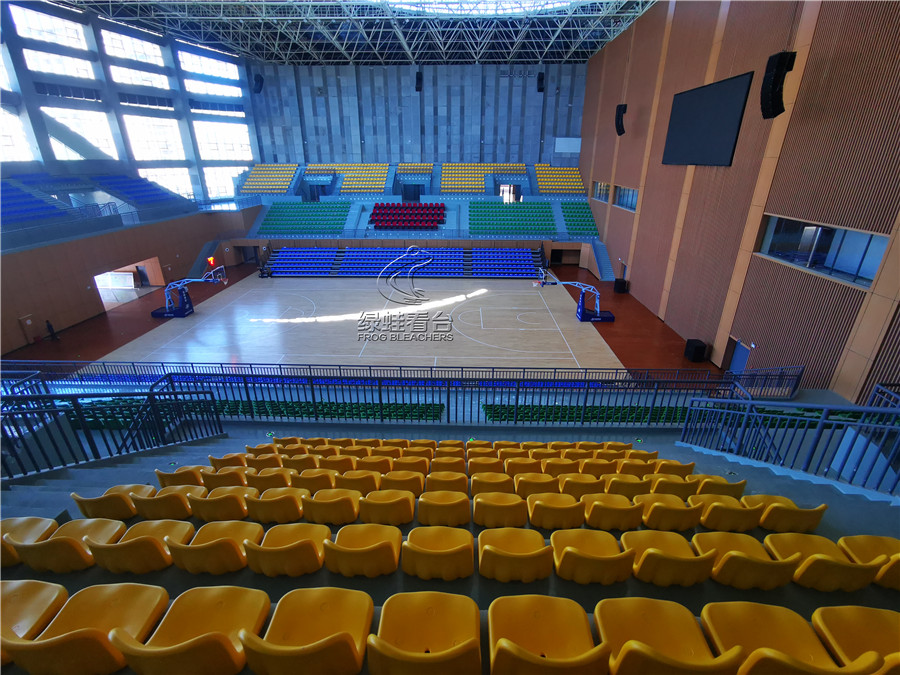 湖南怀化隆平体育中心室内篮球场看台座椅项目