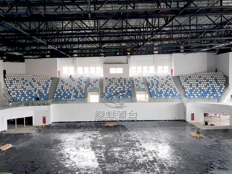 广东金融学院清远校区体育馆设计固定看台座椅