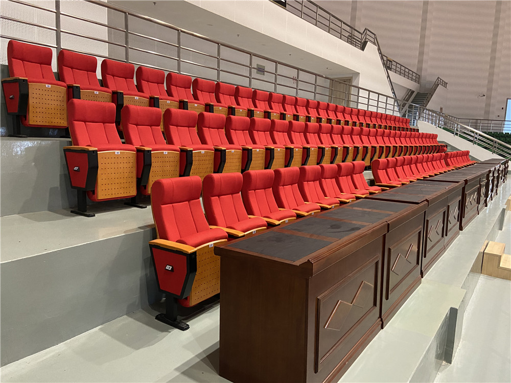 江苏灌南县体育馆看台座椅项目
