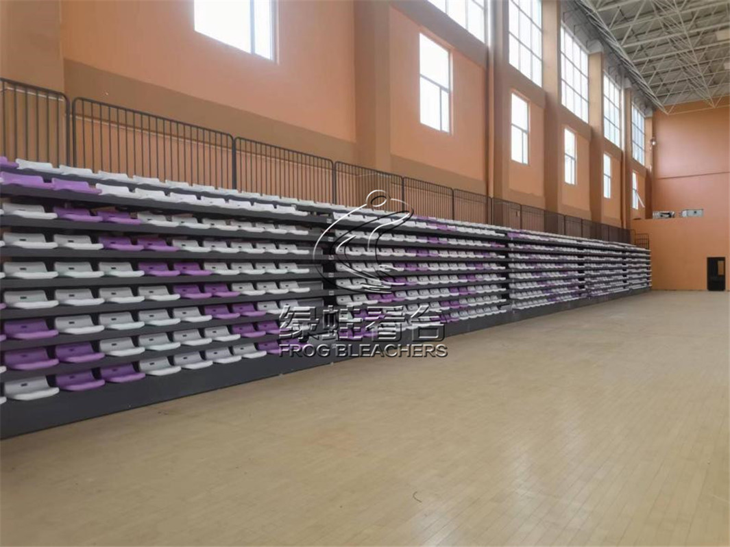 河北美术学院体育馆电动伸缩看台项目案例