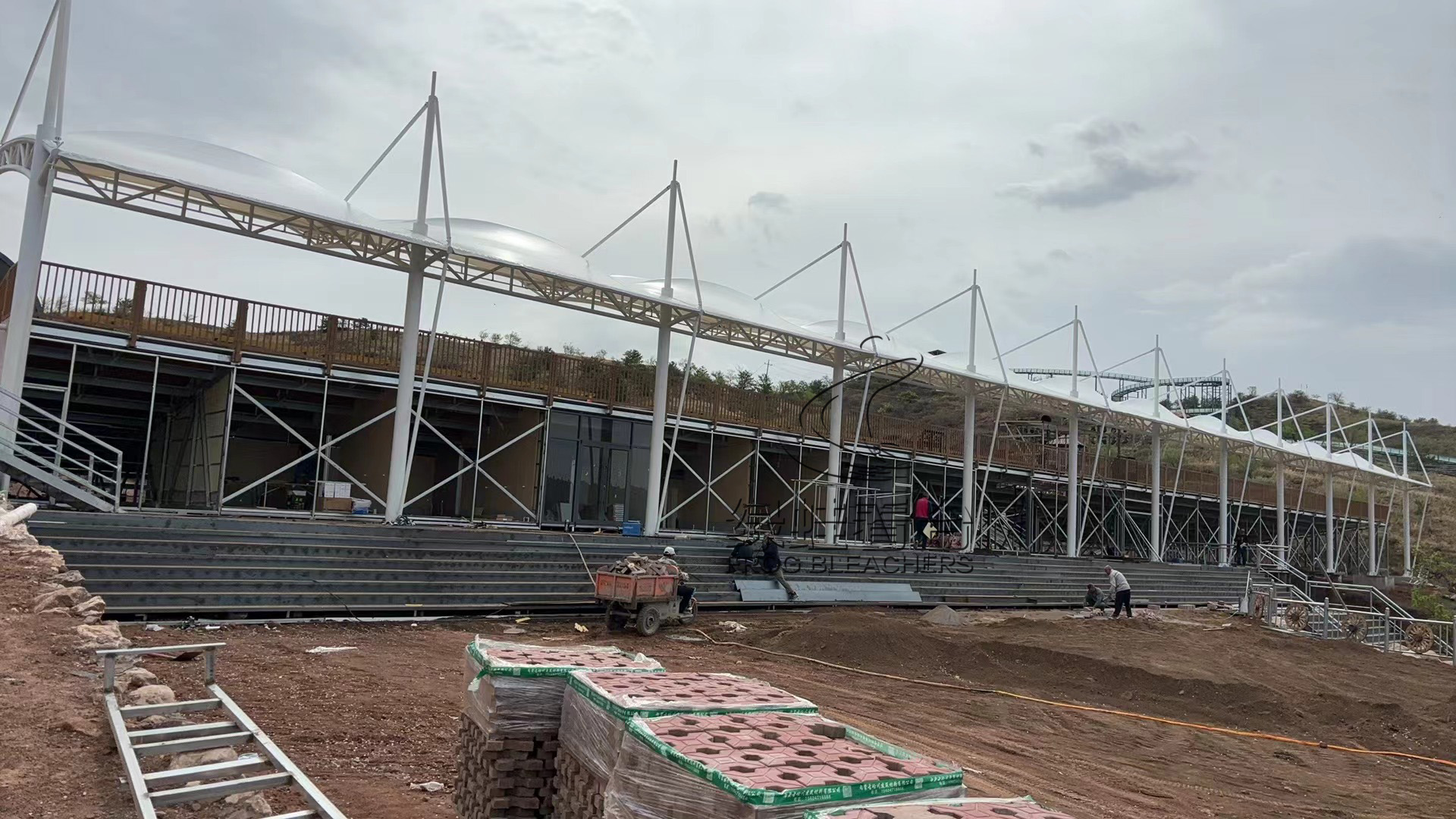 绿蛙看台邀您欣赏呼和浩特首部大型露天非遗实景剧《莫尼山礼赞》