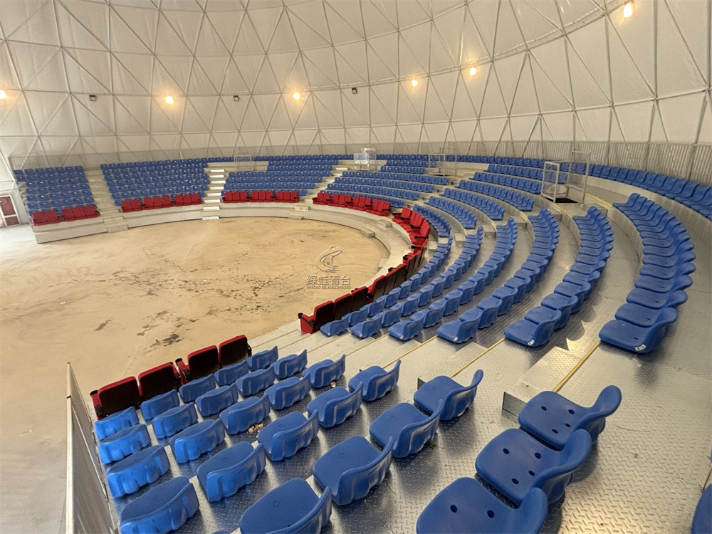 绿蛙看台最新打造圆形看台,演绎狼道传说