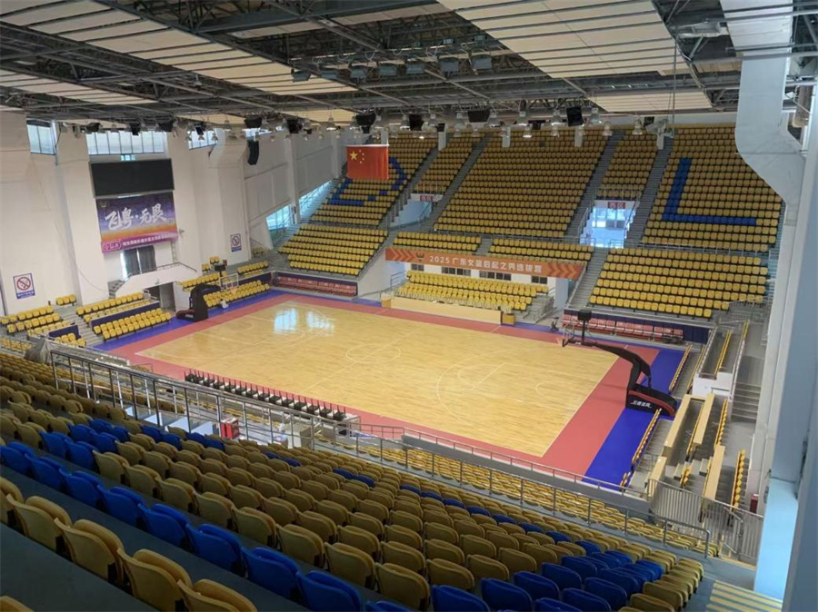 大朗体育馆看台座椅